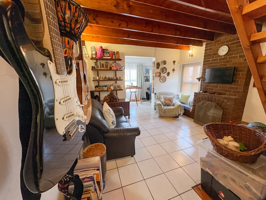 5 Bedroom Property for Sale in Quigney Eastern Cape
